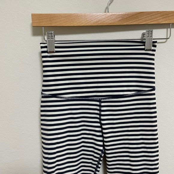 DYI 7/8 Length Stripe Workout Leggings Size XS - Picture 2 of 5